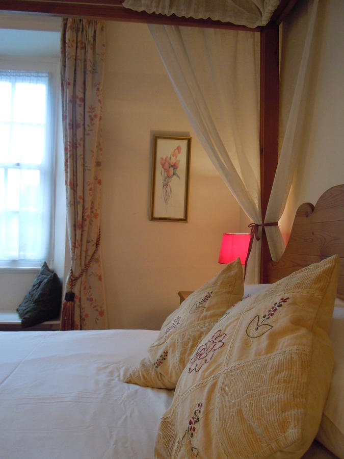 The New Inn Thornton Dale Room photo